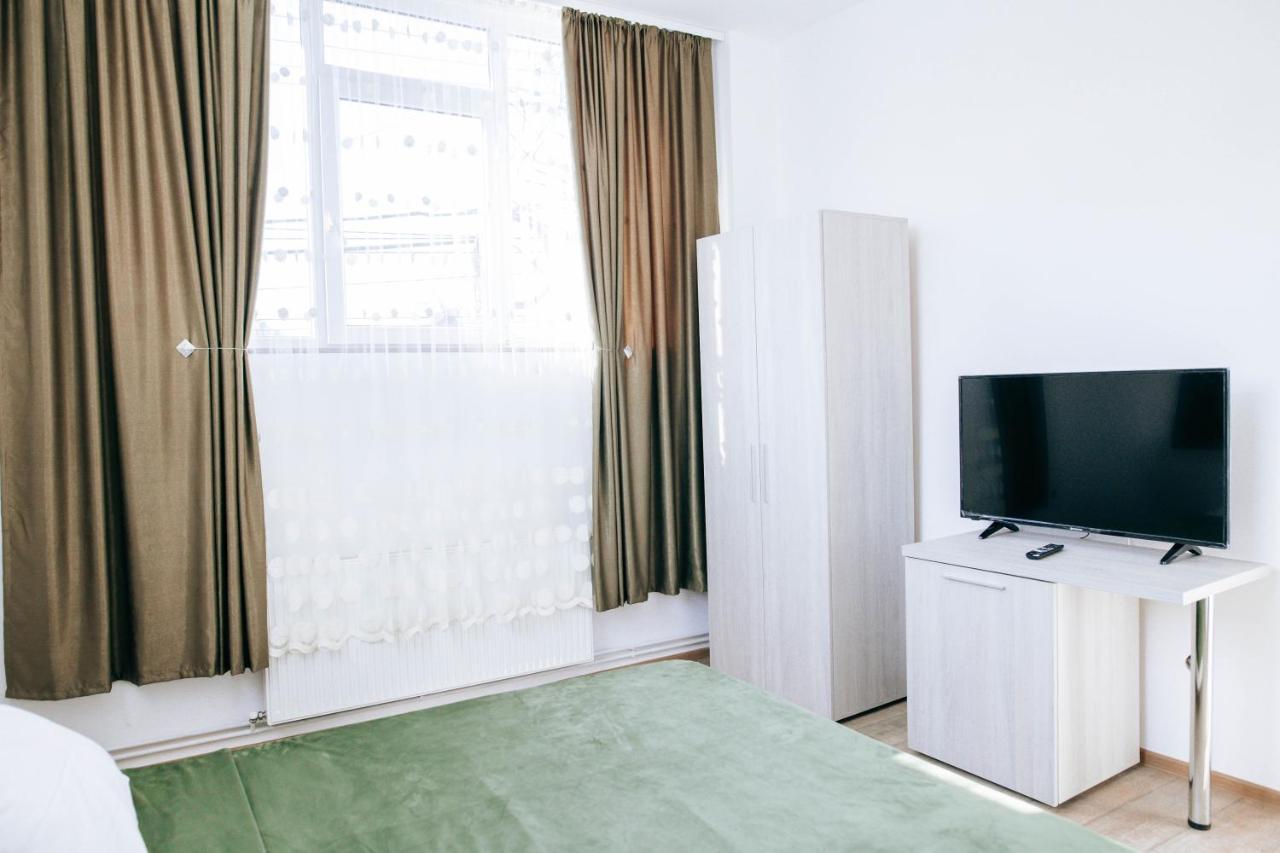 Neva Apartments Fagaras Exterior photo